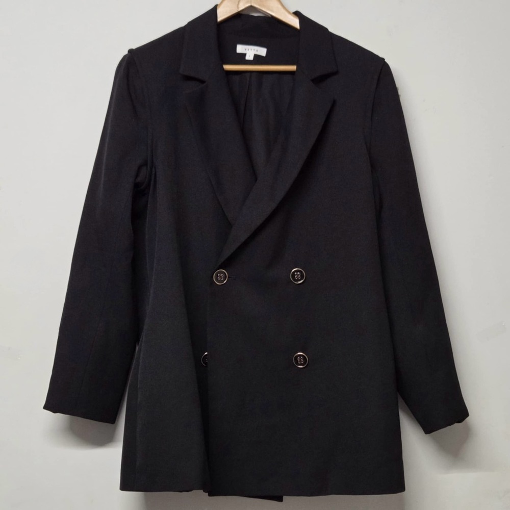 Vetta The Convertible Blazer Dress in Black